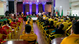 EQUIPES PARTICIPANTES NA SOLENIDADE DE ABERTURA DO ESTADUAL BOLA 16