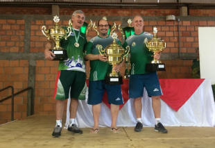 CAMPEÕES INDIVIDUAIS CAMP. BR DE CLUBES SENIOR
BRAÇO OURO - VALDIR SILVEIRA - CHAPECÓ/ SC
BRAÇO PRATA - CLAUS TIEDEMAN - CHAPECÓ/SC
BRAÇO BRONZE - ILTON SCHERER - AMOVI/PR